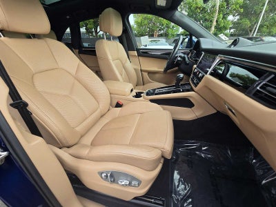 2024 Porsche Macan AWD