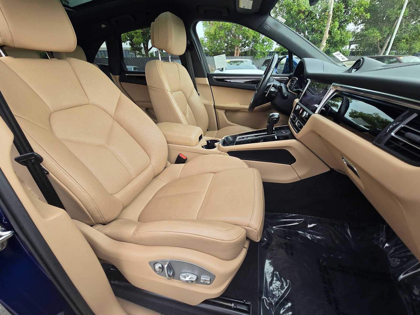 2024 Porsche Macan AWD