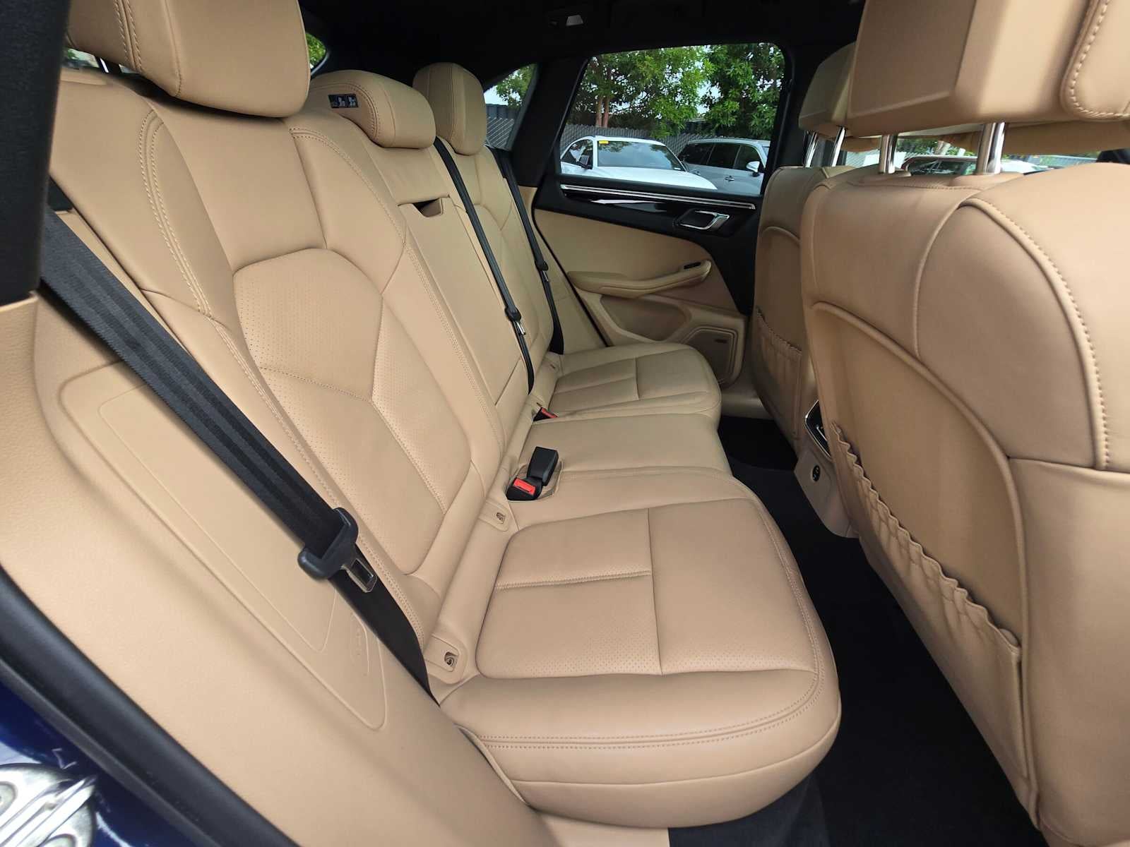 2024 Porsche Macan AWD