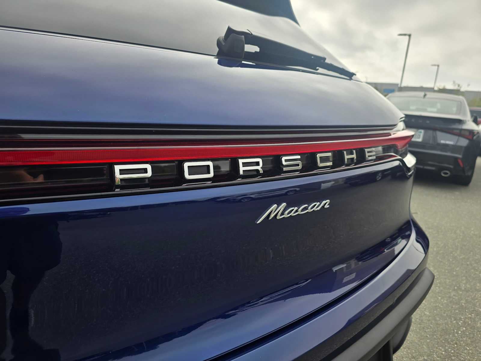 2024 Porsche Macan AWD