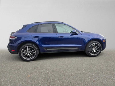 2024 Porsche Macan AWD