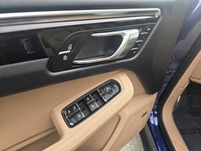 2024 Porsche Macan AWD