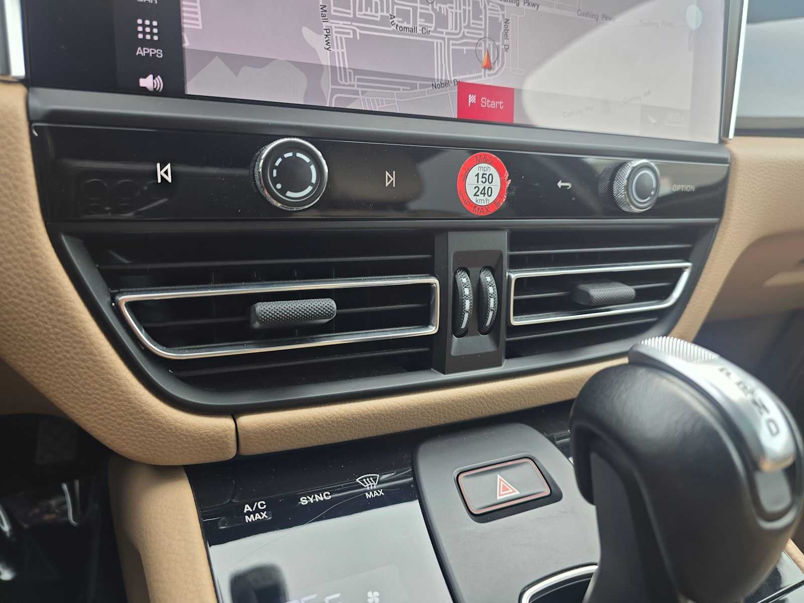 2024 Porsche Macan AWD