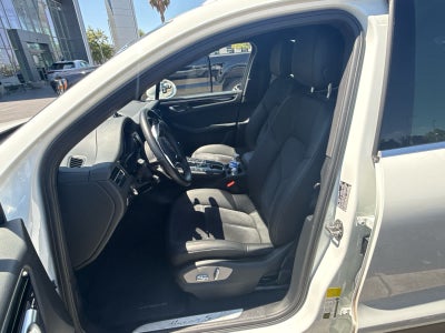 2019 Porsche Macan S