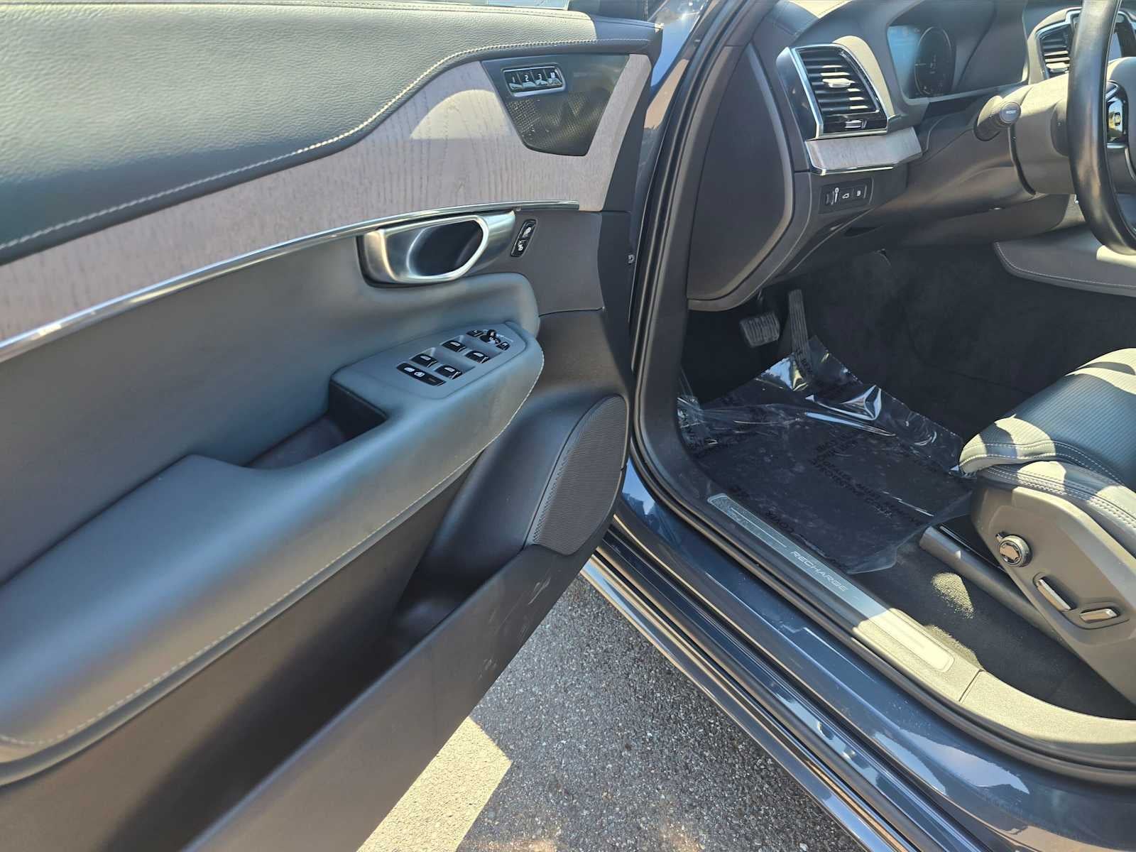 2021 Volvo XC90 Inscription