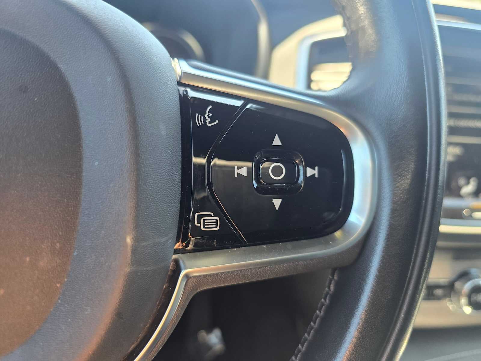 2021 Volvo XC90 Inscription