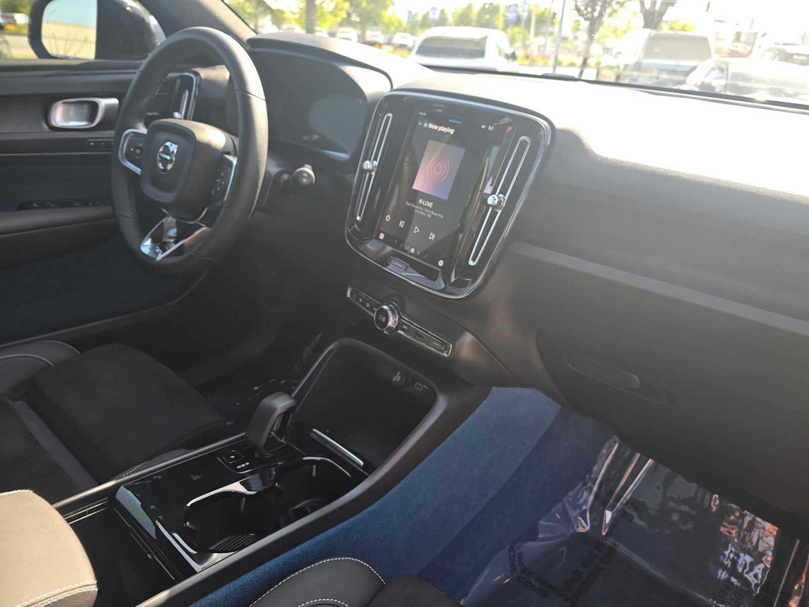 2023 Volvo XC40 Recharge Pure Electric Ultimate