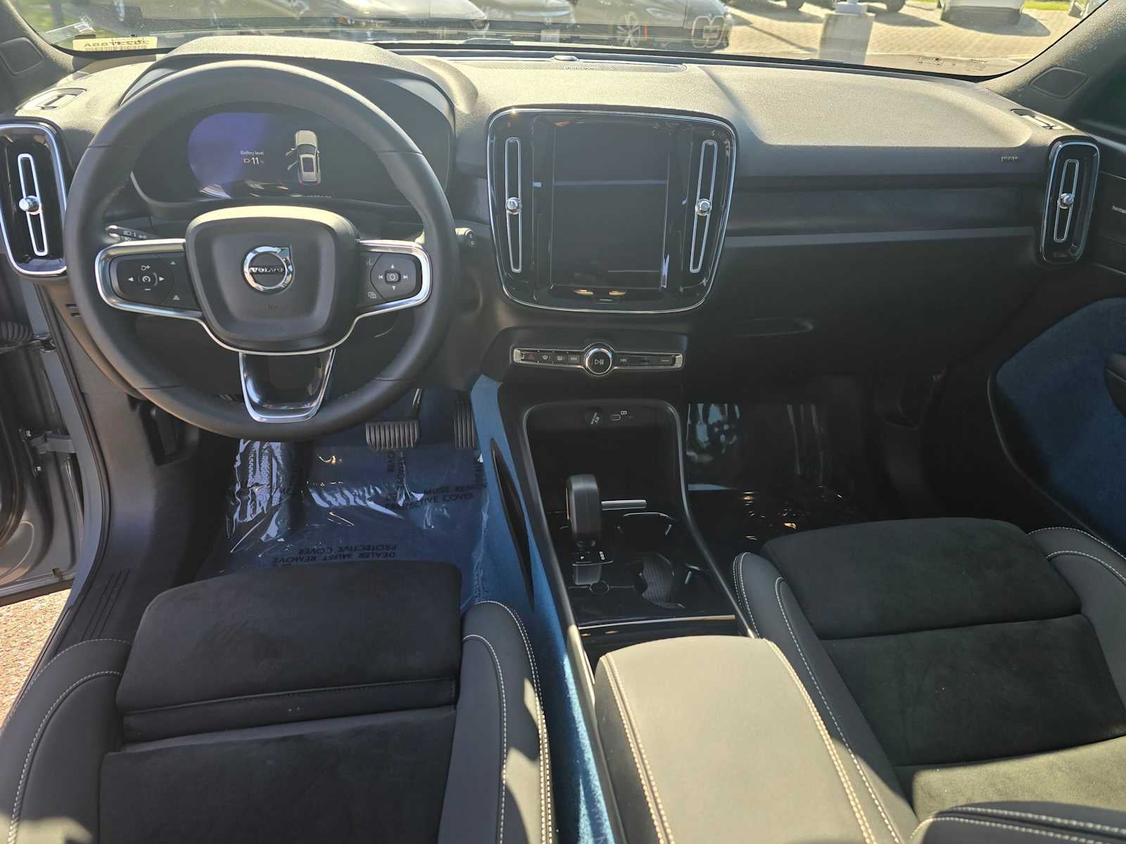 2023 Volvo XC40 Recharge Pure Electric Ultimate