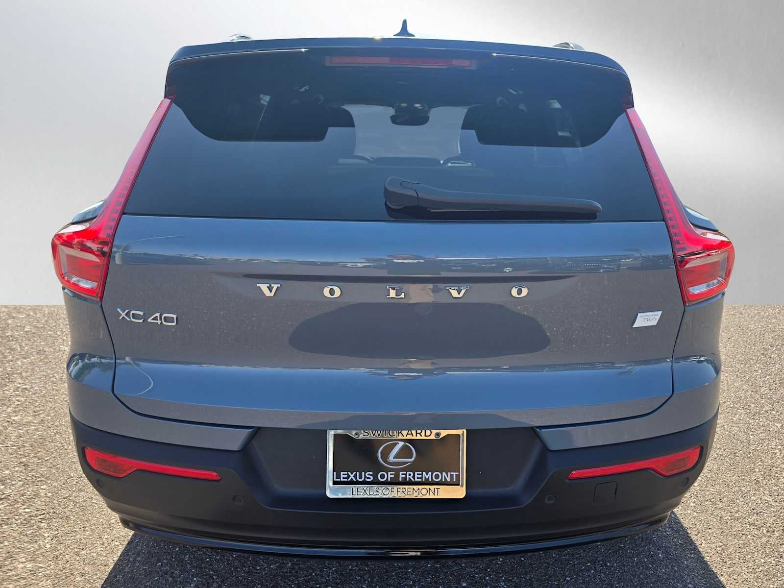 2023 Volvo XC40 Recharge Pure Electric Ultimate