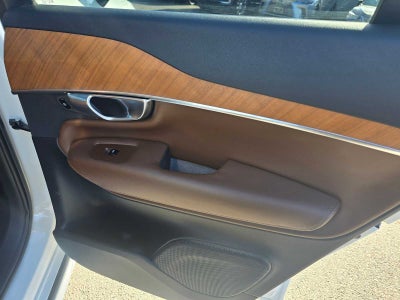 2023 Volvo XC90 Recharge Plug-In Hybrid Core Bright Theme