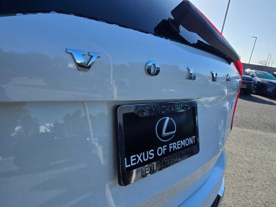 2023 Volvo XC90 Recharge Plug-In Hybrid Core Bright Theme