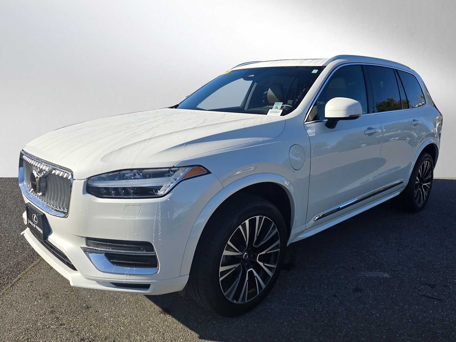2023 Volvo XC90 Recharge Plug-In Hybrid Core Bright Theme
